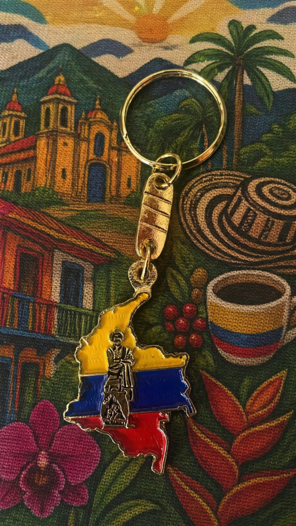 Llavero Metálico "Mapa de Colombia" con Figura de Cafetero