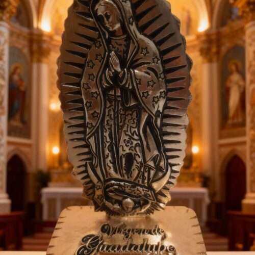 Altar Escultural "Emperatriz de América": Virgen de Guadalupe