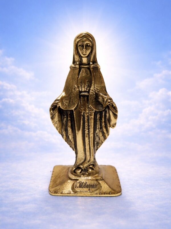 Escultura "Manantial de Gracia": Virgen Milagrosa