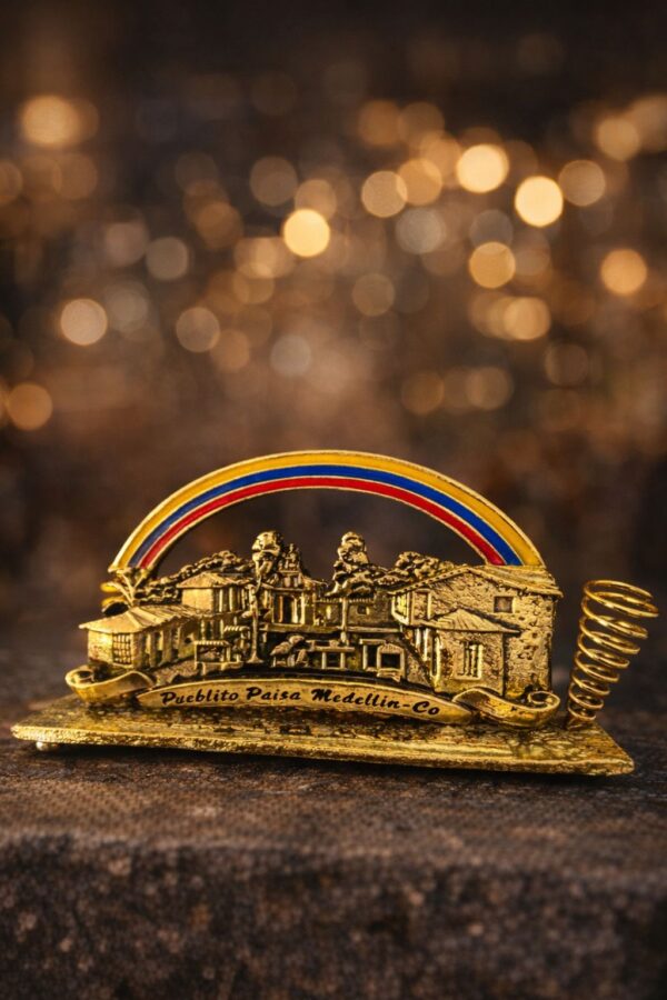 Pueblito Paisa Arcoíris Pisapapel